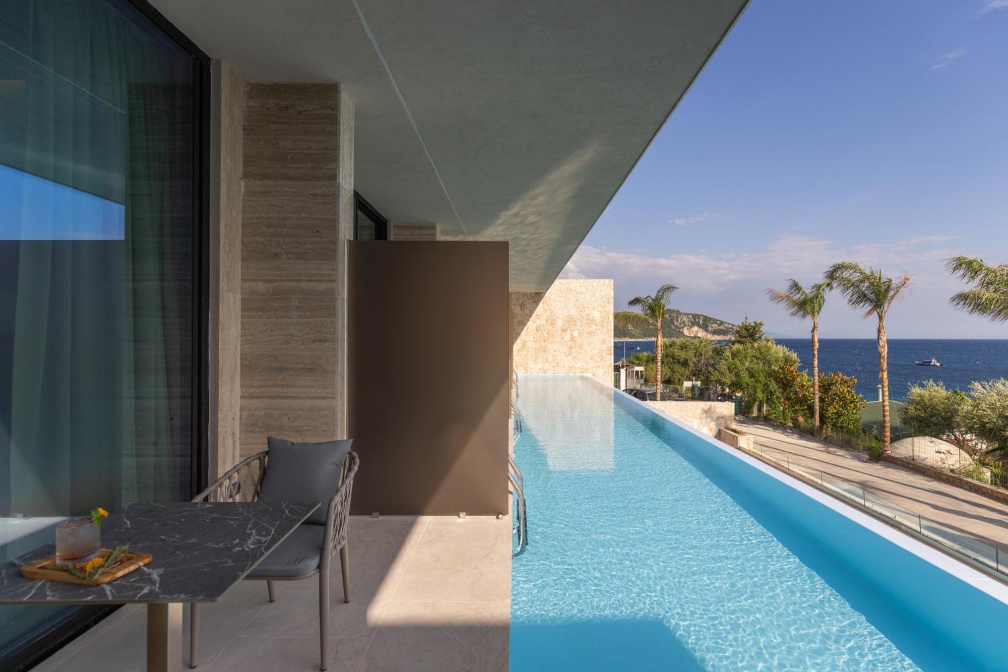 Beyond A Luxury Boutique Hotel Dhërmi Εξωτερικό φωτογραφία